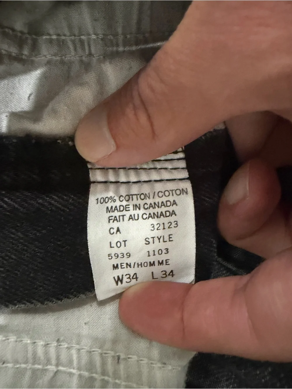 Vintage 725 Faded Black Men's Jeans 34 X 31 Relaxed Fit Made In Canada